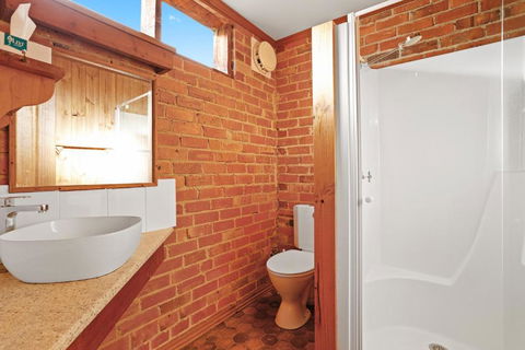 Diamond House Heritage Restaurant & Motor Inn - SA Accommodation 2