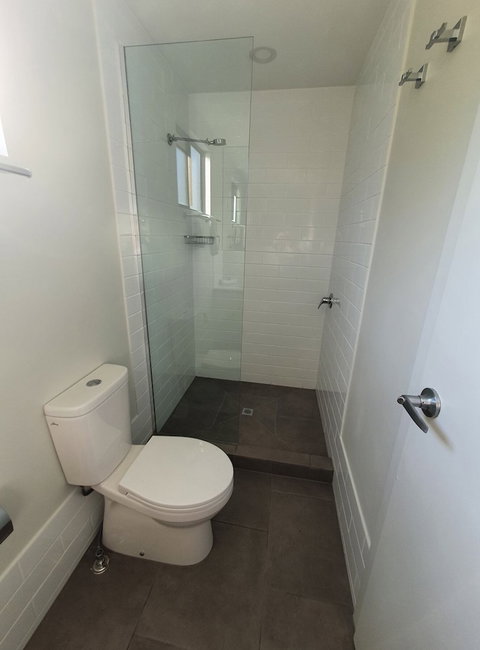 Alex Beach Cabins - SA Accommodation 6