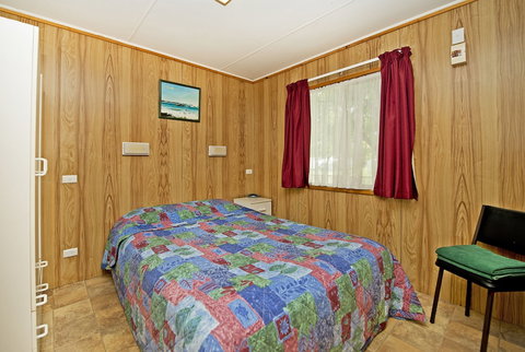 Acclaim Pine Grove Holiday Park - SA Accommodation 2
