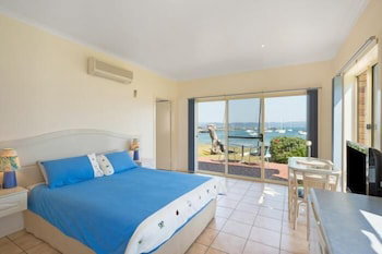 Quarantine Bay Beach Cottages - SA Accommodation 6