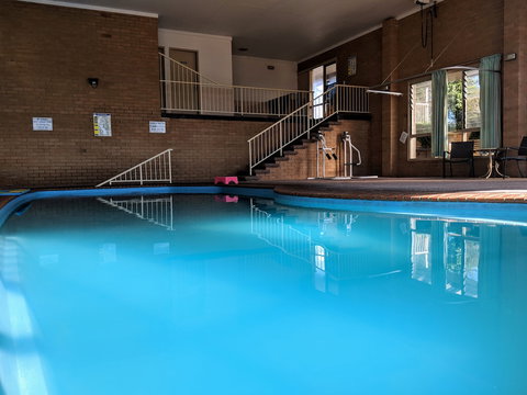 Bega Village Motor Inn - SA Accommodation 4