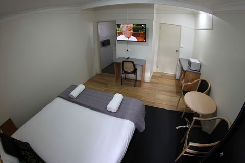 Sleepy Hill Motor Inn - SA Accommodation 5