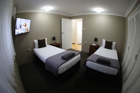Sleepy Hill Motor Inn - SA Accommodation 2