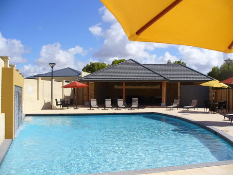 Port Denison Beach Resort - SA Accommodation 2