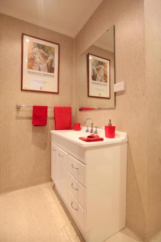 Northgate House Apartment - SA Accommodation 5