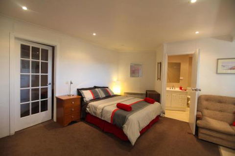 Northgate House Apartment - SA Accommodation 4