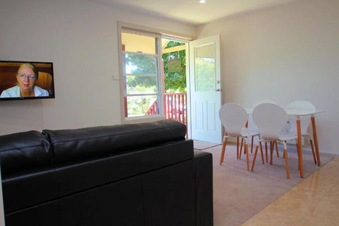 Richmond Coachmans Rest - SA Accommodation 2