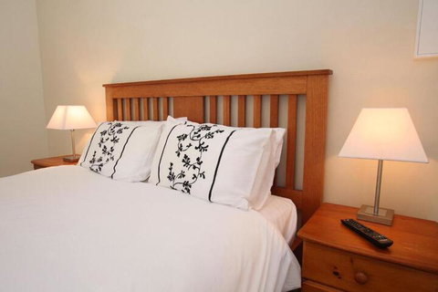 Richmond Coachmans Rest - SA Accommodation 7