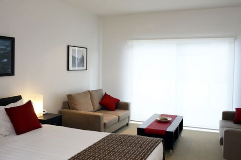 The Waves Apartments - SA Accommodation 3