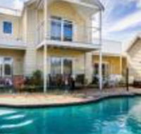 Seaside Spa Retreat - SA Accommodation