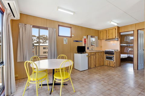 Goulburn South Caravan Park - SA Accommodation 3