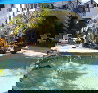 Salamander Beach Accommodation Adults Only - SA Accommodation