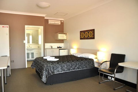 Pinjarra Resort - SA Accommodation 7