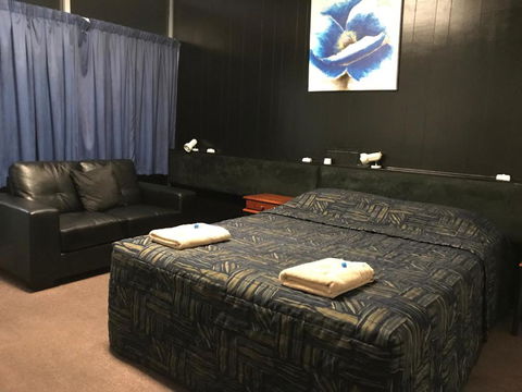 Tropical City Motor Inn - SA Accommodation 1