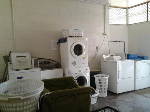 Tropical City Motor Inn - SA Accommodation 5