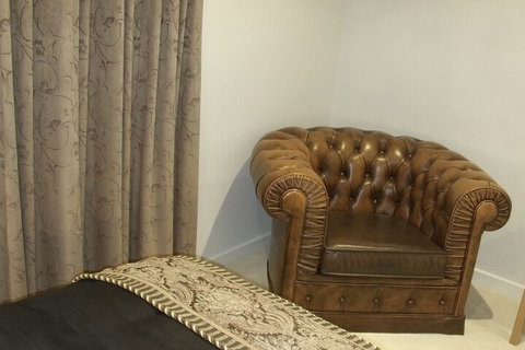 The Charles Robbins - SA Accommodation 4