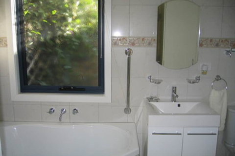 The Charles Robbins - SA Accommodation 7