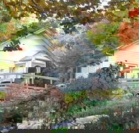 Woolrich Historic Garden Cottage - SA Accommodation