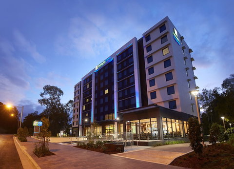 Holiday Inn Express Sydney Macquarie Park, An IHG Hotel - SA Accommodation 0