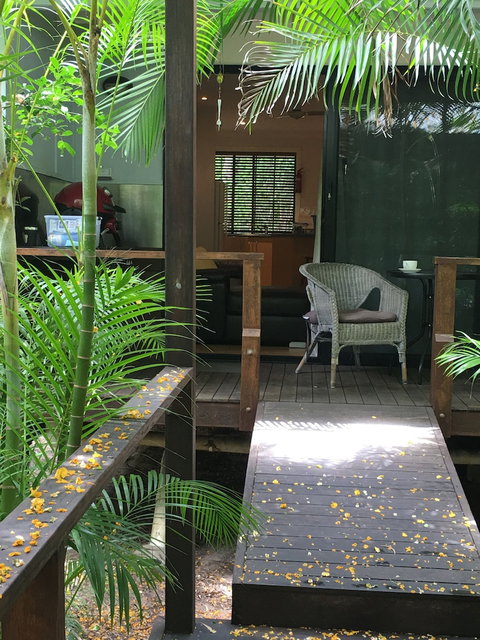 Sunbird Gardens - SA Accommodation 3