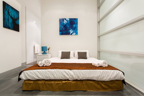 Anchor On Little Collins - Southern - SA Accommodation 3