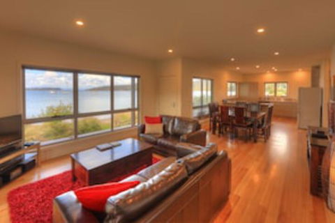 Fairwinds - Essentially Tas - SA Accommodation 0