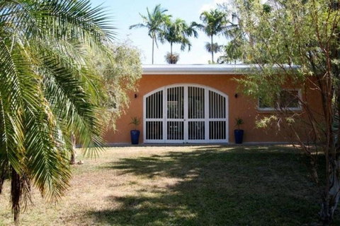 Jambala Beach House - SA Accommodation 5