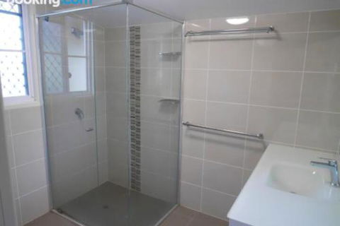 Wyndham Lodge - SA Accommodation 6