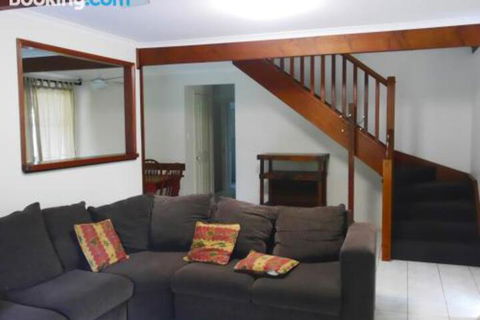 Wyndham Lodge - SA Accommodation 5