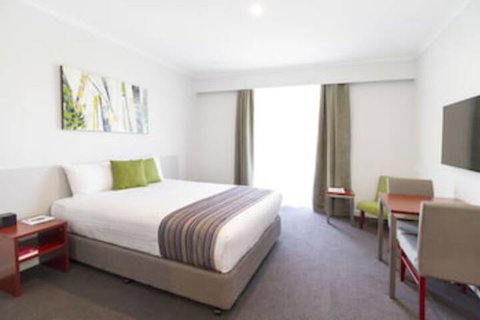 Abode Narrabundah - SA Accommodation 0