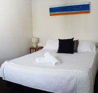 Ocean Side Hawks Nest - SA Accommodation