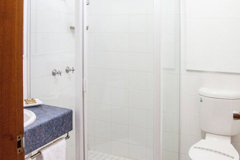 Alloggio Tudor Hamilton - SA Accommodation 6