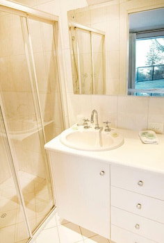 Baudin House - SA Accommodation 0