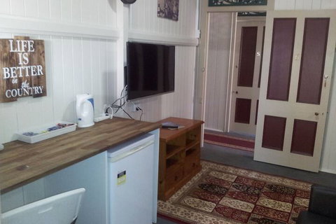 Exchange Hotel Toogoolawah - SA Accommodation 4