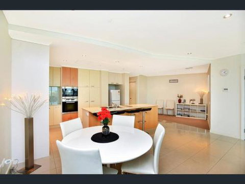 Gallery Resort Apartments - SA Accommodation 6