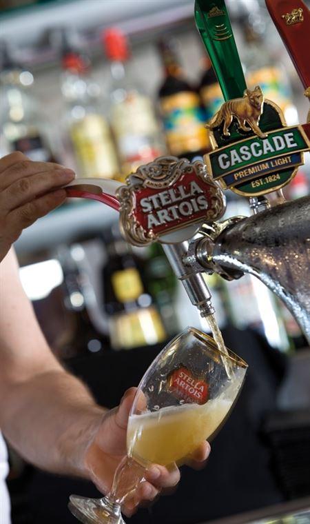 Hamilton Hotel - SA Accommodation 4