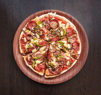 Arthur's Pizza - SA Accommodation