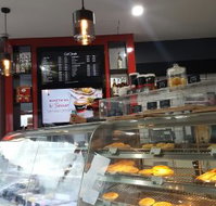 Michels Patisserie Springwood - SA Accommodation