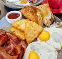 Caph's Restaurant  Cafe Bar - SA Accommodation