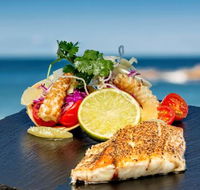 Surf Club Restaurant  Bar - SA Accommodation