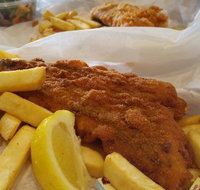 Burleigh Heads Fishmongers - SA Accommodation