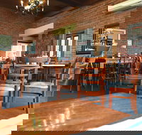 Oliver's Real Food - SA Accommodation