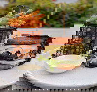 Asi Burgers - SA Accommodation