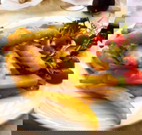 Restaurant and Bar at Noosa Heads Surf Club - SA Accommodation