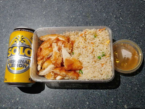 Burger Me - SA Accommodation 0