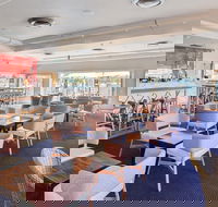 Australian 18 Footers - League Club - SA Accommodation