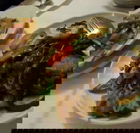 Thai on Sky - SA Accommodation