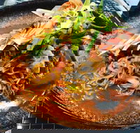 Chow's Table - SA Accommodation