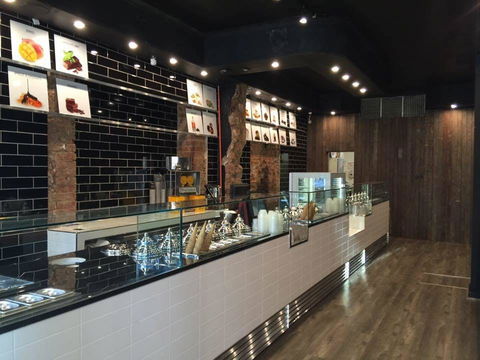 Saffron Club & Agha Juice Point - SA Accommodation 0