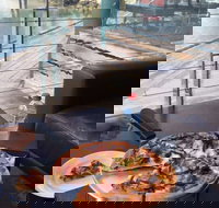 Little Caesars - Sorrento - SA Accommodation